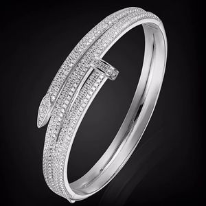 Bracelet Zlxgirl quatre plaqué couleur cubique Zircon bracelets pour fête Couple cadeaux bijoux femmes cuivre mariée couleur or amour chaîne bracelet 231027