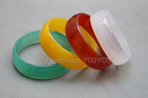 Brazaletes Hermoso Natural Rojo Blanco Amarillo Verde Ágata Jade Lucky Niños Brazalete Encantador Regalo para Niños Brazaletes Joyería Fina 4448mm