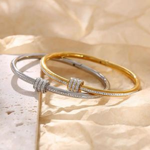 Braceletas de brazaletes con joyas de diseñador de diamantes de todo el cielo de Sky