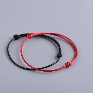 Brazaletes Chica mujer Pulsera de cuerda roja para accesorios de bricolaje Cuerda negra Línea de mano Collar de cuerda de agarre 10 unids / lote Venta completa cuerda de mano negra roja