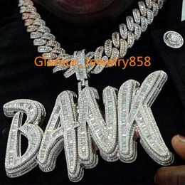 Banque personnalisée Hip Hop S Sier Baguette Vvs Moissanite glacé diamant collier pendentif