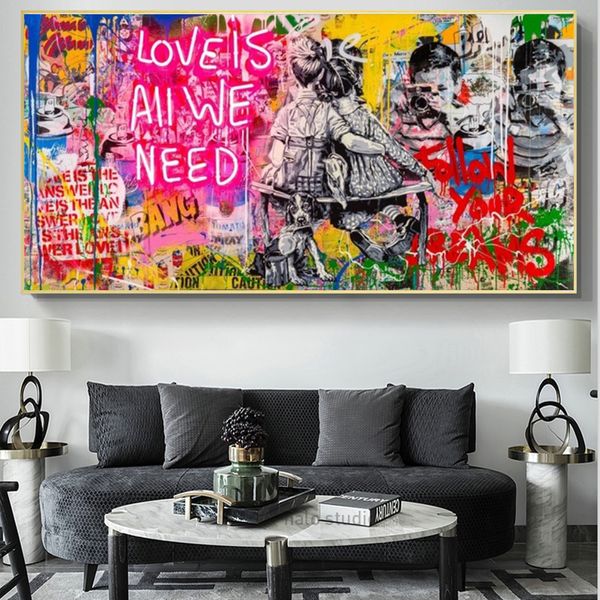 Banksy Art Love is All We Need pinturas en lienzo en la pared pósteres e impresiones artísticos Graffiti Street Art imágenes decoración del hogar