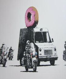 Banksy Street Art Donut Politie Kunst Zijdedruk Poster 24x36inch60x90cm 016880456