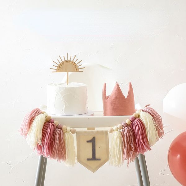 Bannière Drapeaux 1 Set Baby Shower Garçon Bleu En Bois Chaise Haute Garland Kit Fille Premier Chapeau De Fête Rose Ensemble Anniversaire Stade Propriété 230720