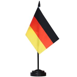 Banner vlaggen Banner vlaggen Duitsland Deluxe Desk Flag Set 6 x 4 inch miniatuur Duitse bureaublad met 12 massieve paal Vivid Color en Fade Re Dhnmo