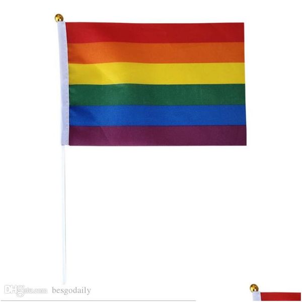 Banner Flags Rainbow Gay Pride Stick Flag avec drapeau de 5x8 pouces Hands en ondes en utilisant le haut Gol
