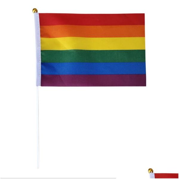 Drapeaux de bannière arc-en-ciel Gay Pride bâton drapeau avec mât 5 x 8 pouces main agitant la main en utilisant le haut doré 1394 V2 Drop Delivery Home Gard Dhyzy