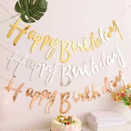 Banners Streamers Confetti Gold Joyeux anniversaire Banner d'anniversaire Décoration de fête de mariage suspendu Garland Banner Baby Shower 1er Birthday Boy Girl D240528