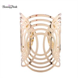 Banny roze dikke legering Hollow Geo Channel Setting Bangle armband voor vrouwen Big Metal Bangle Fashion Hand Sieraden Pulsars Q0719