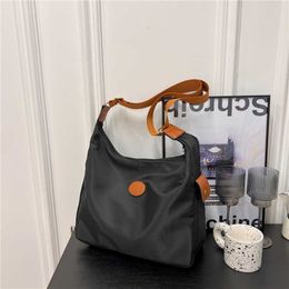Baobao Handbag Alite de sac de vente au détail et bouletage en gros 95% 2024 Nouveau facteur minimaliste Hobo Mother Mother Nylon Nylon Messenger Sacs LVPL