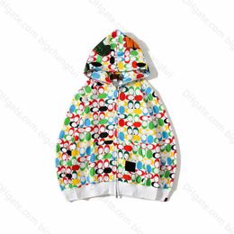 Bape Mens Sweats à capuche Designer Sweat à capuche Shark Lumineux Femmes Sweatshirts Lettres Camo Sweat à capuche surdimensionné coton Zip Pulls Sweats à capuche Cardigan brodé DZ81