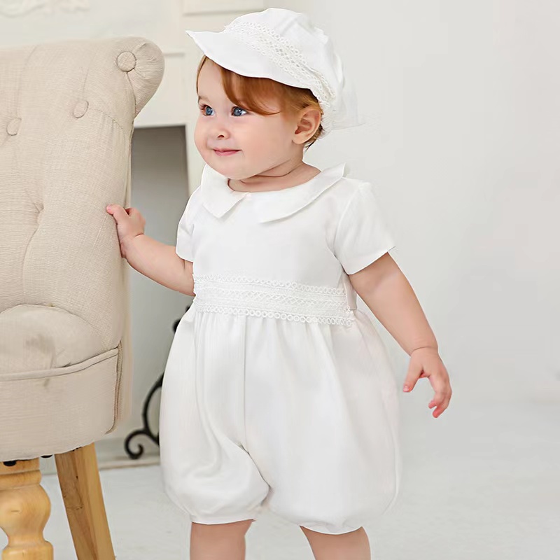 First Communion Robes Baptême Robe Baby Baby White White One-Pice Shorts avec un chapeau deux ensembles MQ9706