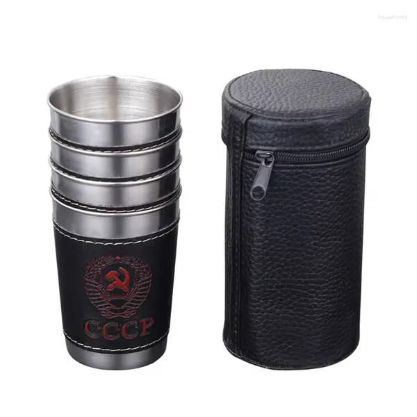 Herramientas de barra 4 piezas Copa de vodka 304 Funda de PU Rusia Mini vaso de vino de acero inoxidable Portátil Personalizado 30 ml S Juego de vidrio Producto para exteriores