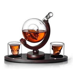 Outils de bar Ensemble de carafe à whisky en verre de crâne créatif tasse de crâne de 80 ml et carafe de globe de Vodka de crâne de 850 ml avec support en bois Kit de bar à domicile cadeau 240322