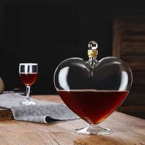 Bar Tools Exquisite mode 1300 ml hartvormige wijnfles verzegelde whisky wodka sake shochu decanter decoratie heup kolf cadeau kruik 230814