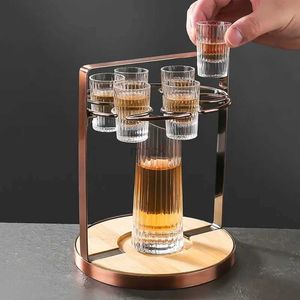 Ensemble de tasses à saké japonaises exquises, ensemble de verres élégants avec distributeur de vin, tasse à balles en fer, outils de bar de luxe légers pour barmen 240322