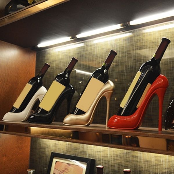 Herramientas de bar Zapato de tacón alto Portabotellas de vino Elegante estante para vinos Cesta de regalo Accesorios para el hogar Zapato rojo Estante para vinos Botella creativa Hol 230831