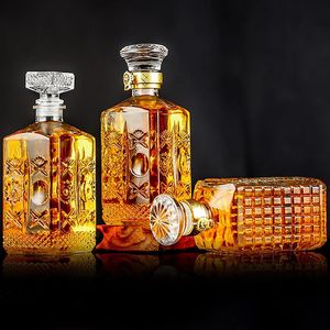 Herramientas de barra Dispensador de decantador cuadrado de alto grado Botella de cristal Vino con tapón de rosca Aireador Espejo Jarra Decoración de regalo 231113