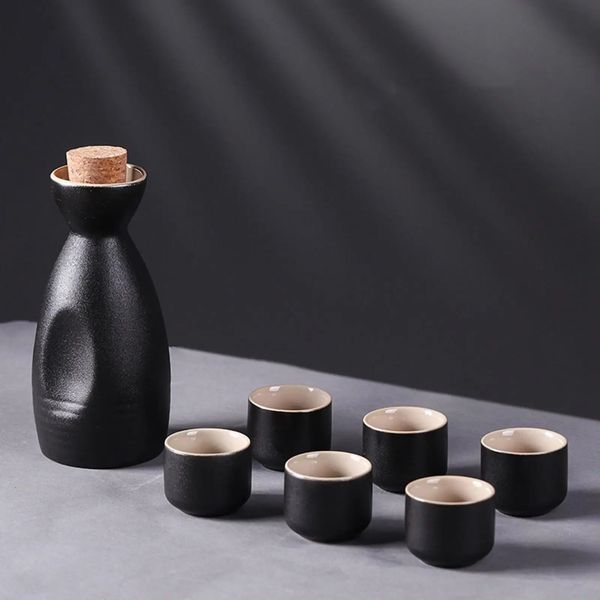 Outils de bar Ensemble de tasses à saké en céramique de style japonais Ensemble de verres d'ornement avec 6 cadeaux artisanaux pour armoire armoire thé tiroir bureau 231101