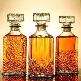 Outils de bar Nouveauté design 3 styles barware bouteille en verre de vin 1000 ml carafes de whisky sans plomb pour liqueur Scotch Bourbon 231216