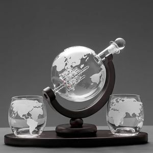 Bargereedschap Whiskyglazenset Crystal Globe Drankkaraf voor Whisky Wodka Zeilboot in karaf met afgewerkte houten standaardbeker 231127