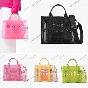 Barbie Pink Bag Style Designer Macaron Candy Color Tote Bags Barbiecore Mesh Alfabet Portable Crossbody Luxe mode Vrouwen Zomer Beachtas Klassieke portemonnees