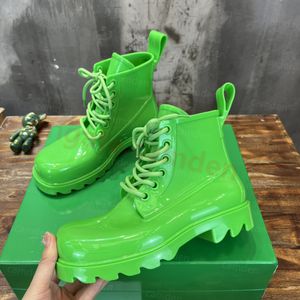 Bare Jelly Boot Designer Women Rubber Boot Colorblock Fashion Classic Outsole Dikke Sole TPU Winter enkel Rain Booties Maat 35-40