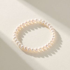 Barokke zoetwater Instagram Pearl -sieraden voor vrouwelijk publiekontwerp nieuwe internet rode armband