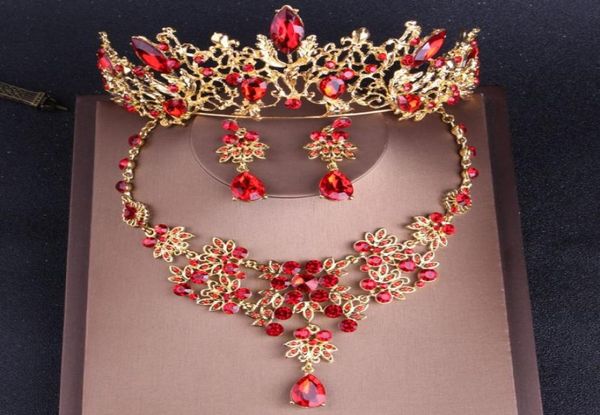 Baroque Vintage Gold Red Crystal Bijoux Bijoux de mariée Tiaras Couronne Collier Collier Collier d'oreilles Accessoires de mariage9632877