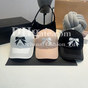 Casquette de baseball Designer Bow Chapeau brodé pour dames et filles Casquette de golf de luxe Été Chapeau de parasol en plein air Chapeau de toile Chapeau de soleil de voyage