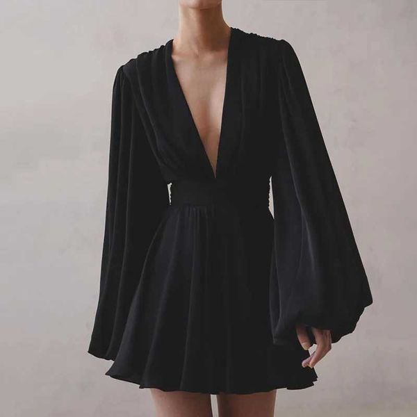 Robes décontractées de base 2023 printemps femmes français bouffée taille haute robe col en V taille sexy noir Y2K jupe punk fête d'anniversaire wearC24315