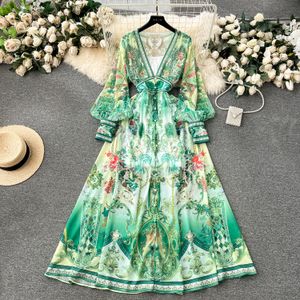 Robes décontractées de base 2024 Mode Piste Vert Fleur Rouge Flowy Mousseline De Soie Lanterne Robe Femmes Profonde Col En V À Manches Longues Imprimé Floral Boho Robe Robe