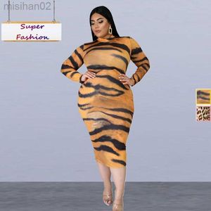 Robes décontractées de base 2XL-6XL vêtements d'automne pour les femmes, plus la taille des robes mode léopard tigre impression à manches longues robe sexy Vente en gros Dropshipping HKD230807