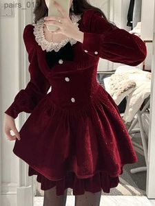 Vestidos casuales básicos Otoño Red Lace Vestido elegante Mujeres Patchwork Party Mini Mujer Moda coreana Diseñador de una pieza 2023 Nuevo YQ231025