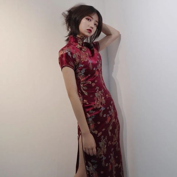 Robes décontractées de base Style chinois Qipao Sexy femmes grande taille Cheongsam Vintage robe classique Dragon et Phoenix longues robes 4XL 5XL 6XL 231207