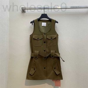 Robes décontractées de base Designer 2024 Début du printemps Nouveau Nanyou MIU Style de vêtements de travail réduisant l'âge, élégante robe gilet multi-poches à simple boutonnage JWFY