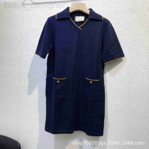 Basic Casual Jurken ontwerper 23 Nanyou Hoogwaardig marineblauw recht buisontwerp met een gevoel voor niche, westerse stijl, modieus en puur verlangen gebreide jurk YUQX