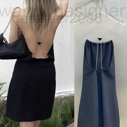 Robes décontractées de base Designer Designer Backless Slip Triangle Étiquette perle Perle Sling Black Sexn Smacking Off-the-épaule WOHK W8W0