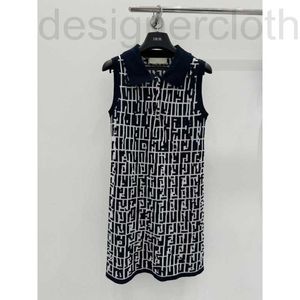 Basic Casual Dresses Designer Luxe beroemde stijl 24 gebreide polo nek tanktop rok met contrastkleur klassiek Jacquard geavanceerd afslankmode -item