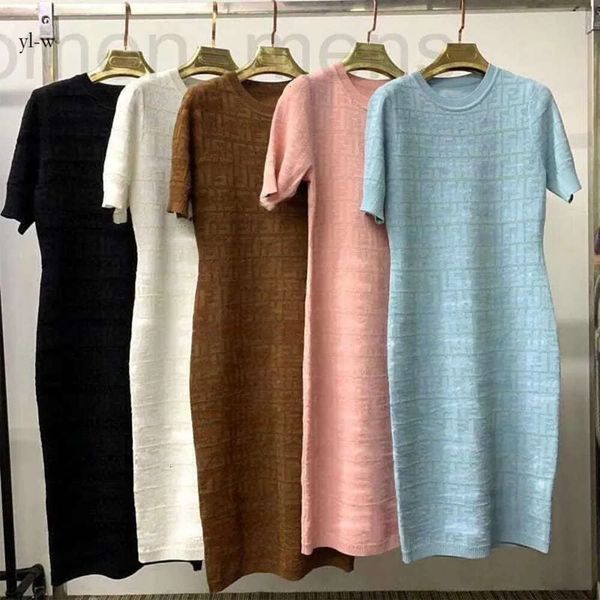 Vestidos informales básicos Diseñador Vestido de lujo Jacquard Mini falda Moda Mujer Slim de punto Camiseta de manga corta Ropa para mujer americana