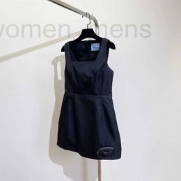 Robes décontractées de base de styliste, nouvelle collection automne 2023, camisole avec poche zippée, robe sans manches pour femmes, tendance MKLB