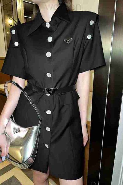 Robes décontractées de base designer P nouveau style de vêtements de travail chemise boutonnée robe manchette femme embellissement ligne d'épaule HBW3