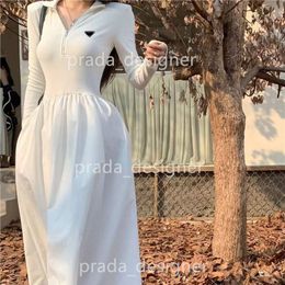 Basic casual jurken Designer Damesjurk Patchwork vaste kleur Lange mouwen met een stijlvolle taille lengte A-lijn rok