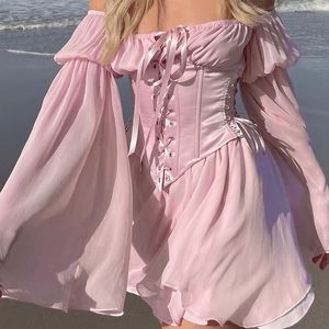 Robes décontractées de base Fée rose en mousseline de soie mini robe chic femmes bandage corset vintage manches longues bouffantes robe d'été slash cou demoiselle d'honneur moulante plage 230904