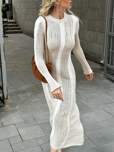 Robes décontractées de base Fantoye tricoté sexy évider femmes robe maxi blanc à manches longues voir à travers la robe femme automne mince élégant streetwear 2023 J240202