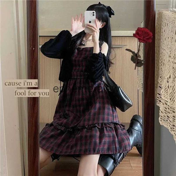 Robes décontractées de base Jupe à bretelles gothique Lolita Jupe à carreaux pour femmes Robe ample et fine 2023 Nouveau japonais Kawaii Mode Casual Ourlet à volants Jupeéphémère