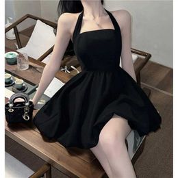 Robes décontractées de base Haute taille ultrathin aline noir robe sexy robe ajustée serrée pour les vêtements pour femmes robe de soirée sexy