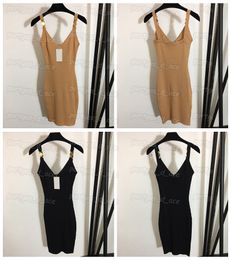 Robes Décontractées De Base De Luxe Womens Tank Dress Designer Brief Tricoté Printemps Eté Slim Girls