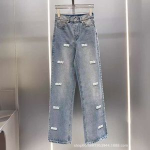 Basic Casual Dresses MM24 Modieuze niche -ontwerpbrief geborduurde veelzijdige jeans
