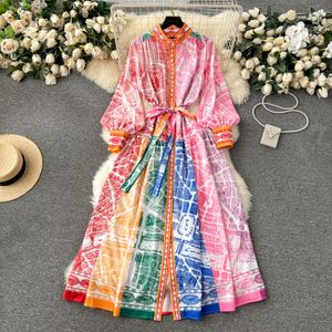 Robes décontractées de base Nouvelles robes de fleurs de vacances Bohemain Stand pour femmes à manches longues à manches simples à poitrine vintage Belt à lacet up maxi vesti 2024